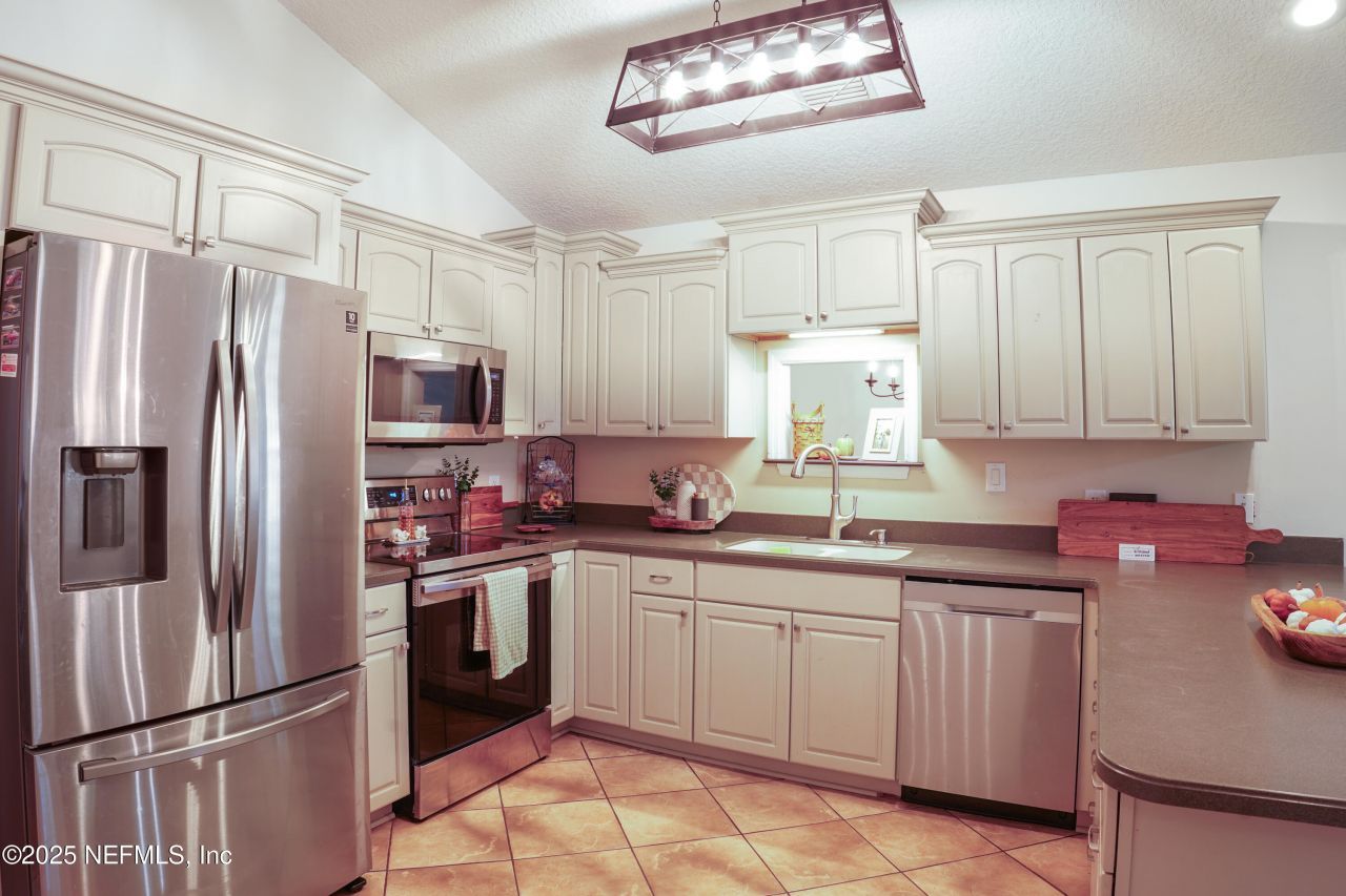 11485 Peacock Creek Road, Glen St. Mary, FL 32040 Photo