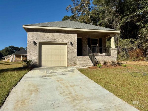 1124 FOREST GLEN Drive, Mobile, AL 36618