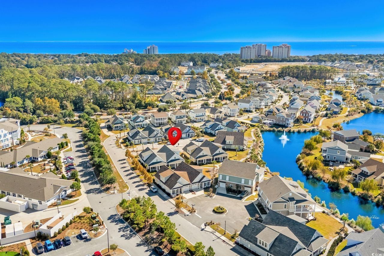889 Hillmoore Ct. Photo 3