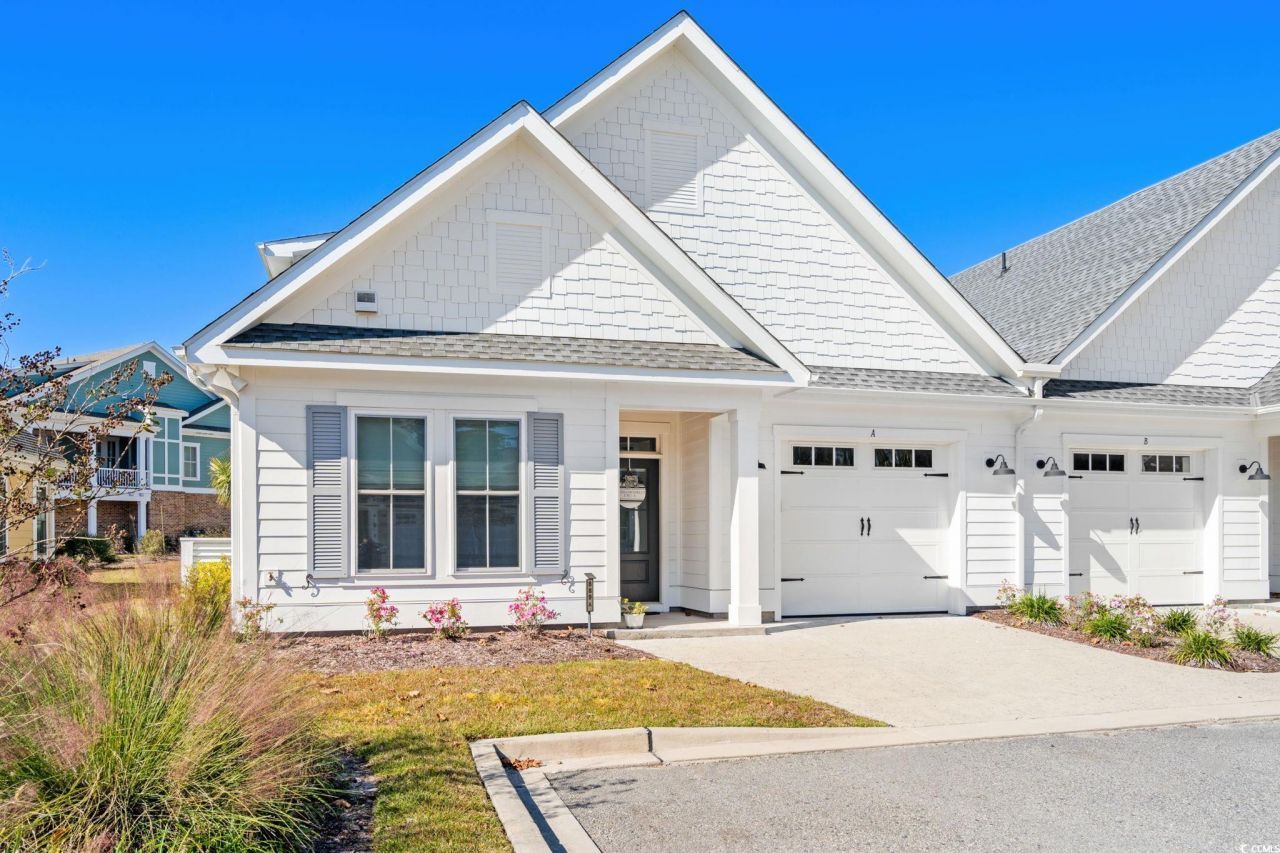 889 Hillmoore Ct. Photo 5