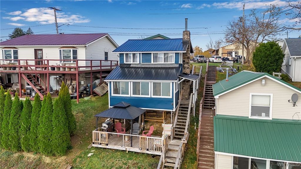 358 Lakeview Boulevard, Delevan, NY 14042 Main Photo