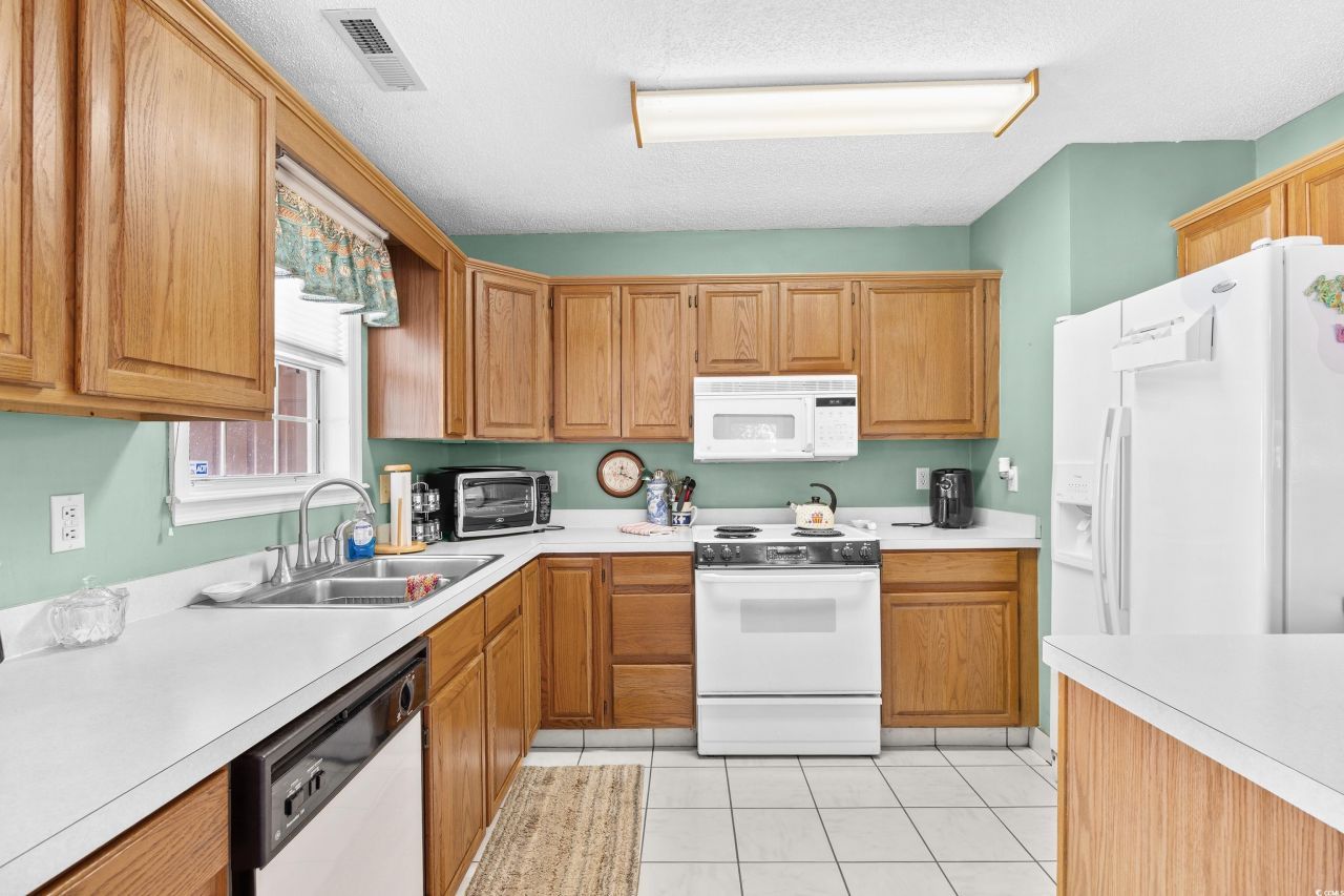 3670 Farmington Pl. Photo 13