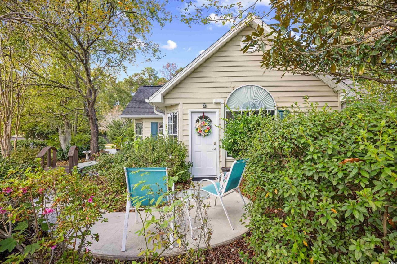 3670 Farmington Pl. Photo 5