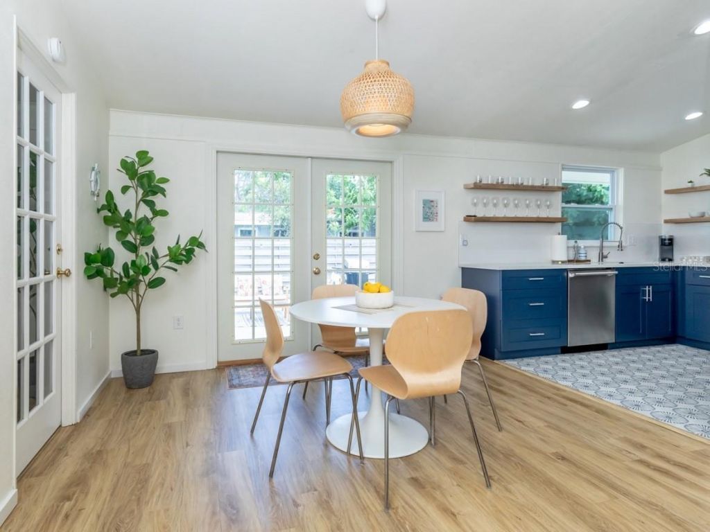 2933 Michigan Street, Sarasota, FL 34237 Photo