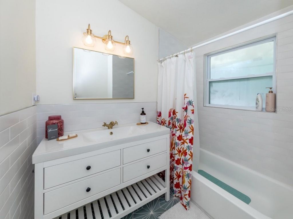 2933 Michigan Street, Sarasota, FL 34237 Photo