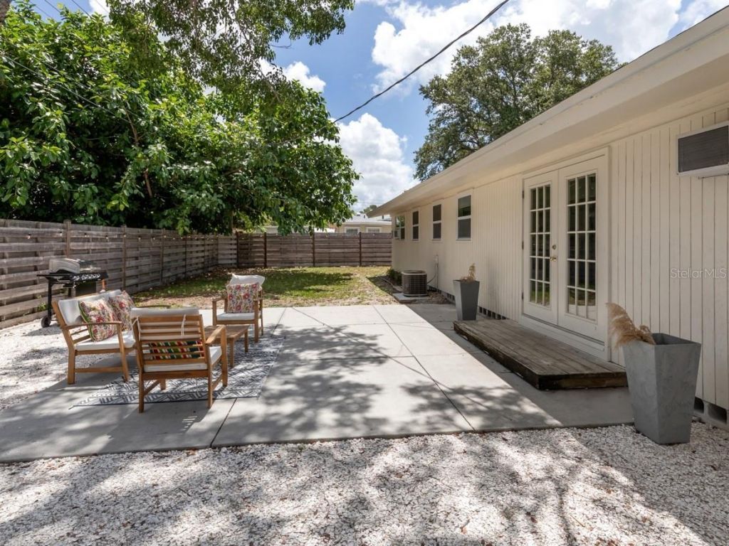 2933 Michigan Street, Sarasota, FL 34237 Photo