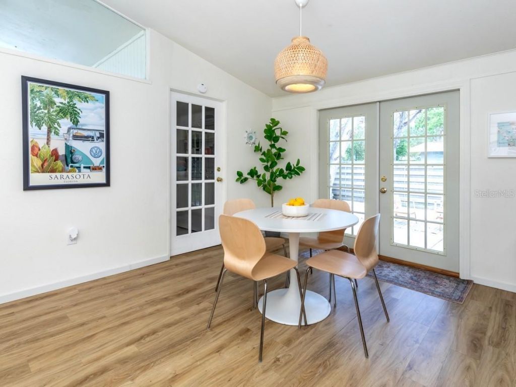 2933 Michigan Street, Sarasota, FL 34237 Photo