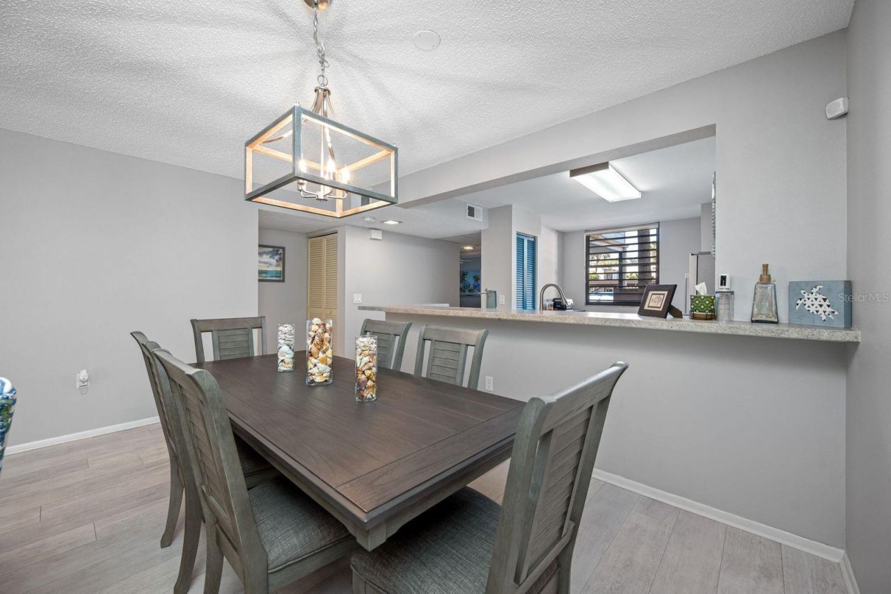 703 Oakview Drive, Unit 703, Bradenton, FL 34210 Photo