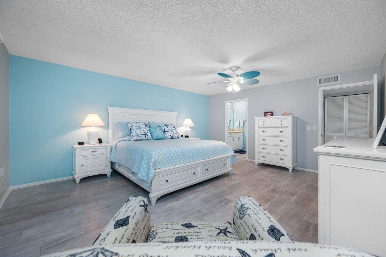 703 Oakview Drive, Unit 703, Bradenton, FL 34210 Photo