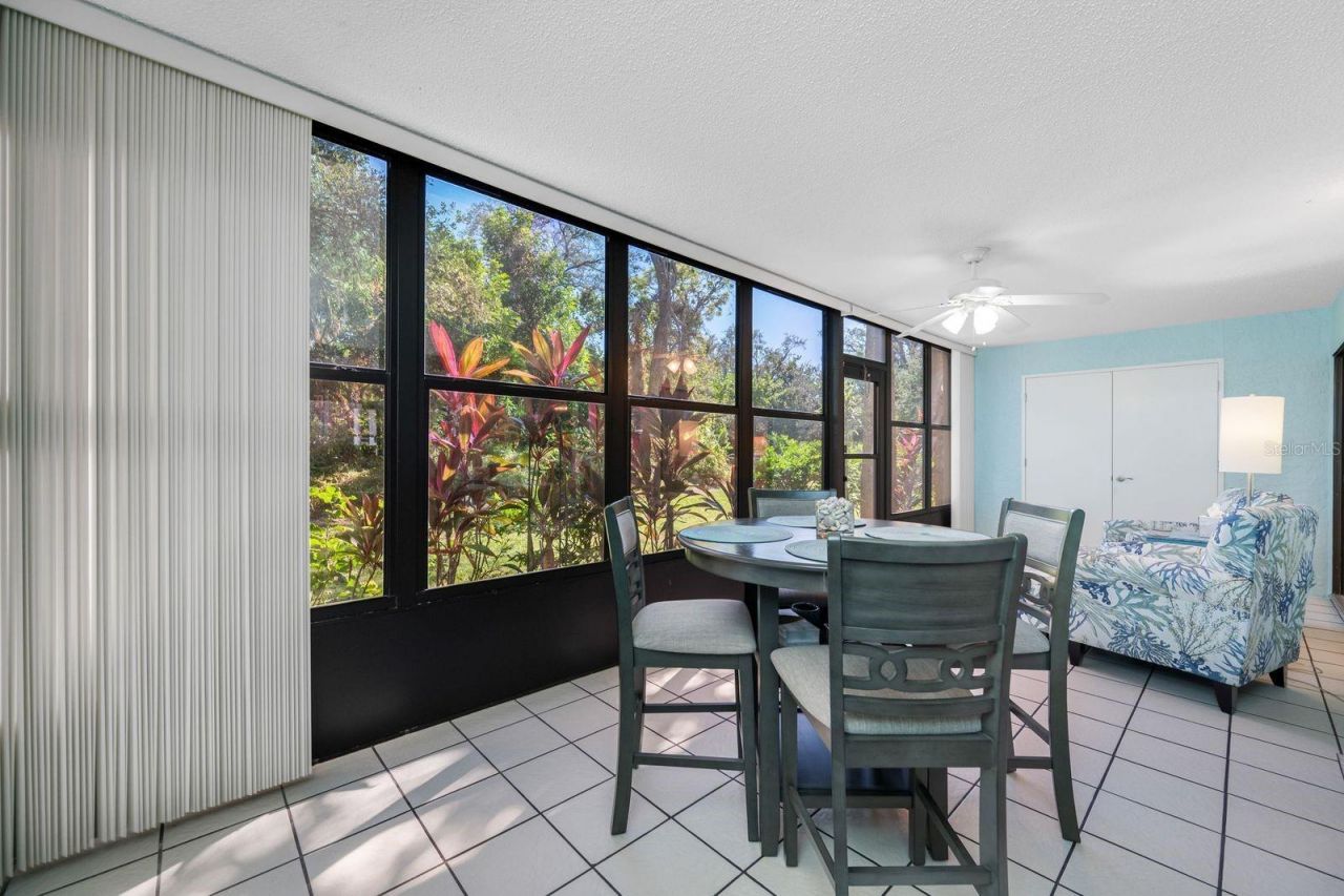 703 Oakview Drive, Unit 703, Bradenton, FL 34210 Photo