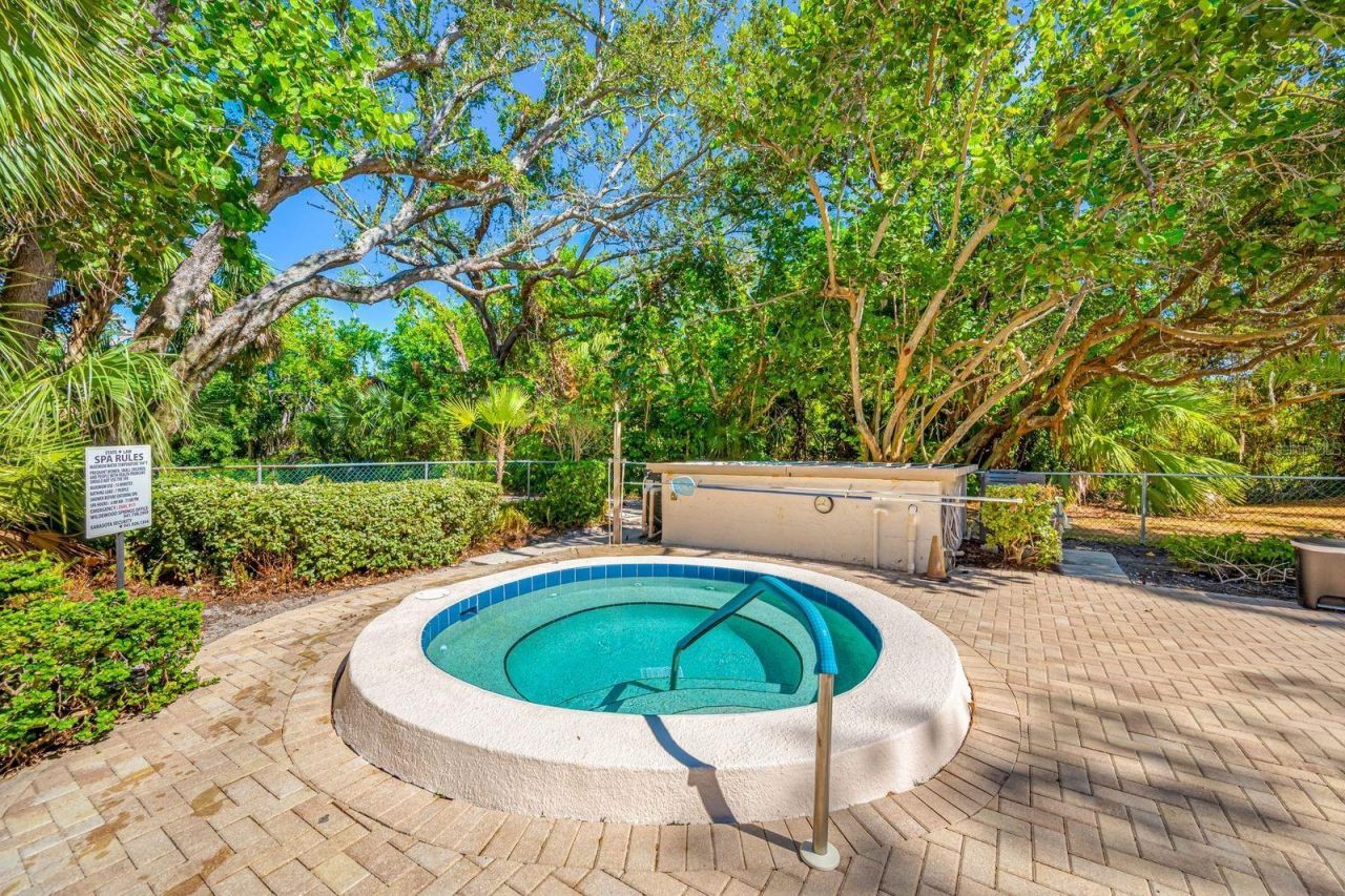 703 Oakview Drive, Unit 703, Bradenton, FL 34210 Photo