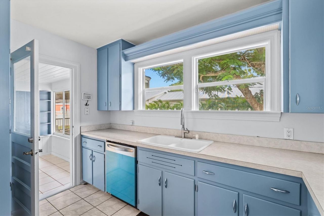 2720 4th Avenue W, Bradenton, FL 34205 Photo