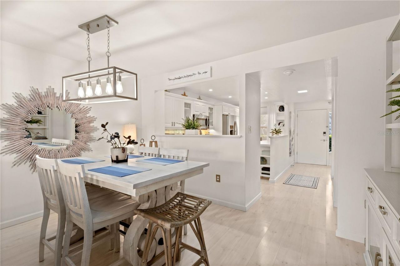 8630 Midnight Pass Road, Unit 103A, Sarasota, FL 34242 Photo