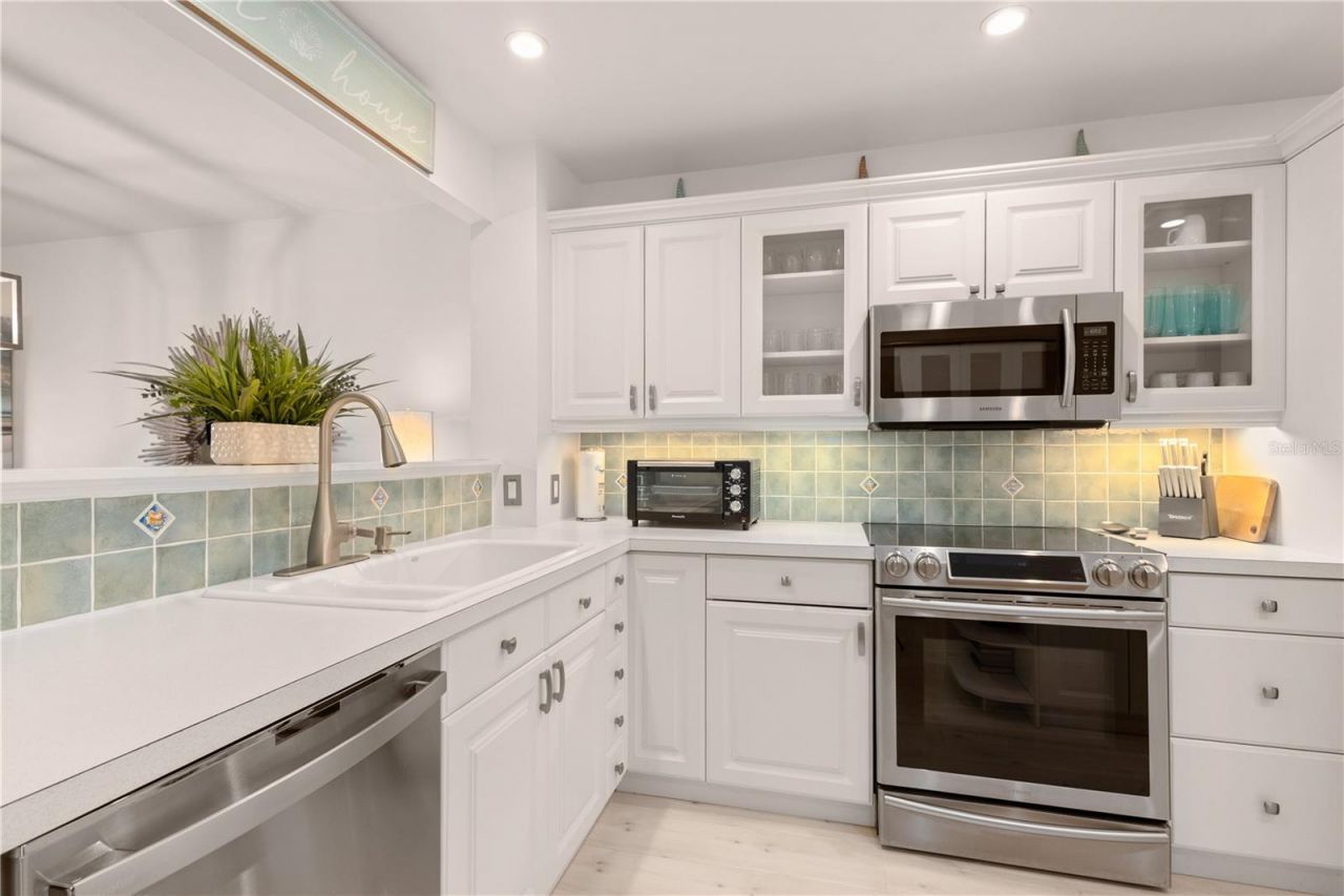 8630 Midnight Pass Road, Unit 103A, Sarasota, FL 34242 Photo