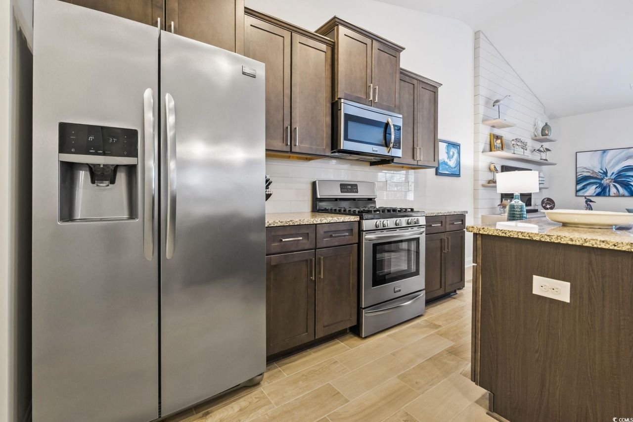 122 Parmelee Dr. Photo 12