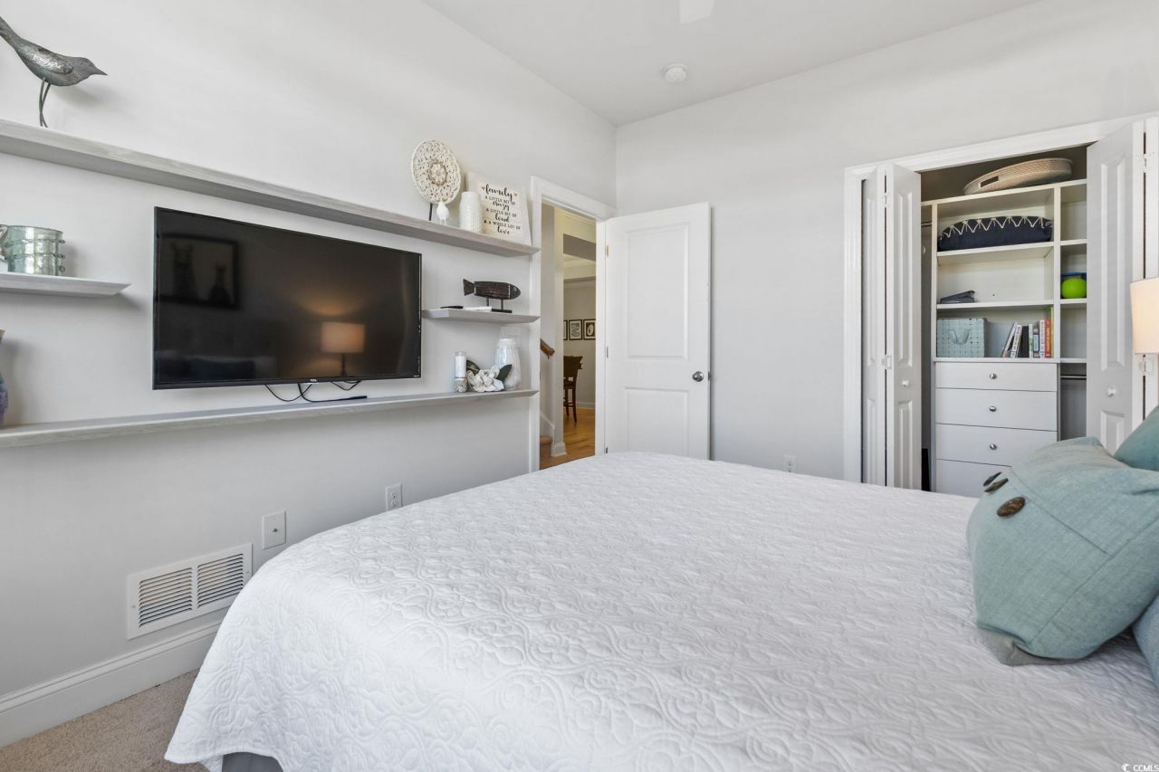 122 Parmelee Dr. Photo 23