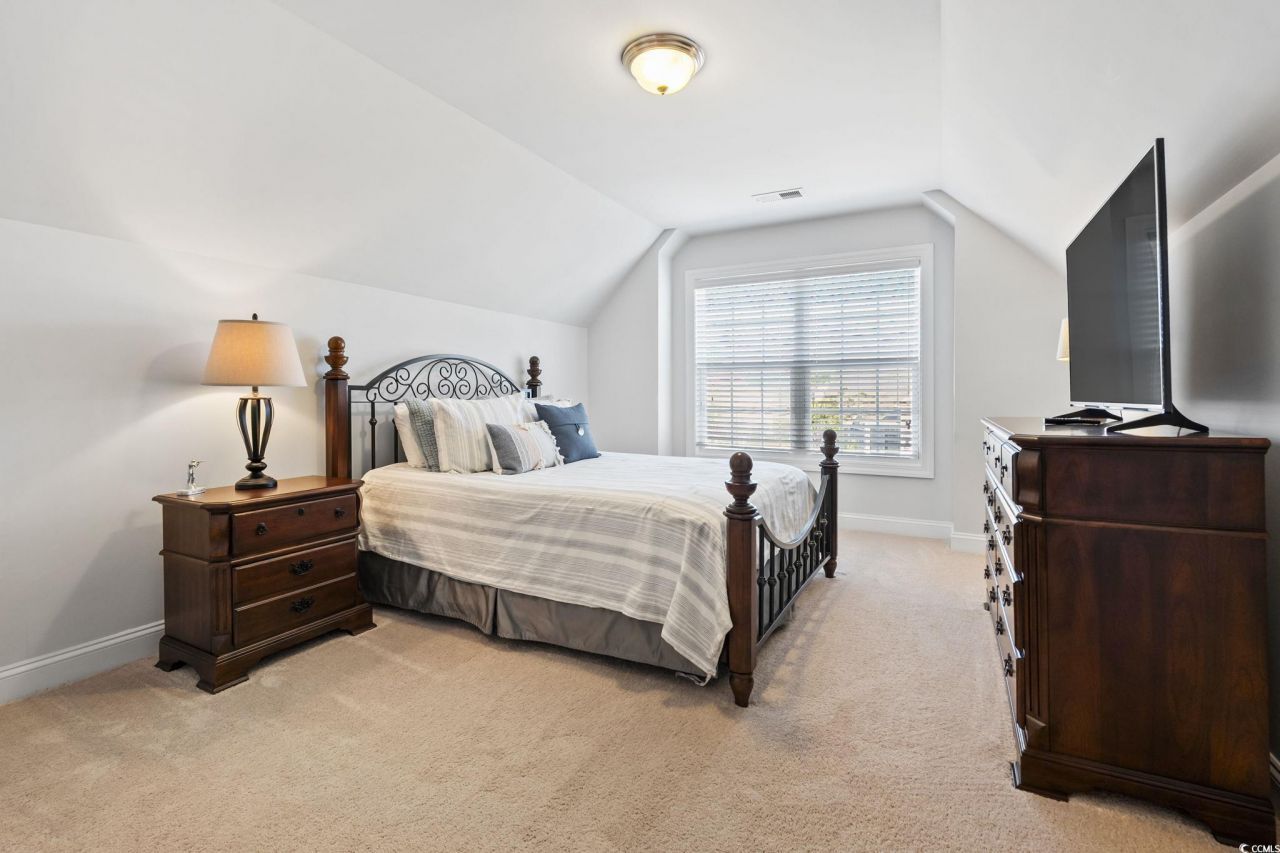 122 Parmelee Dr. Photo 32