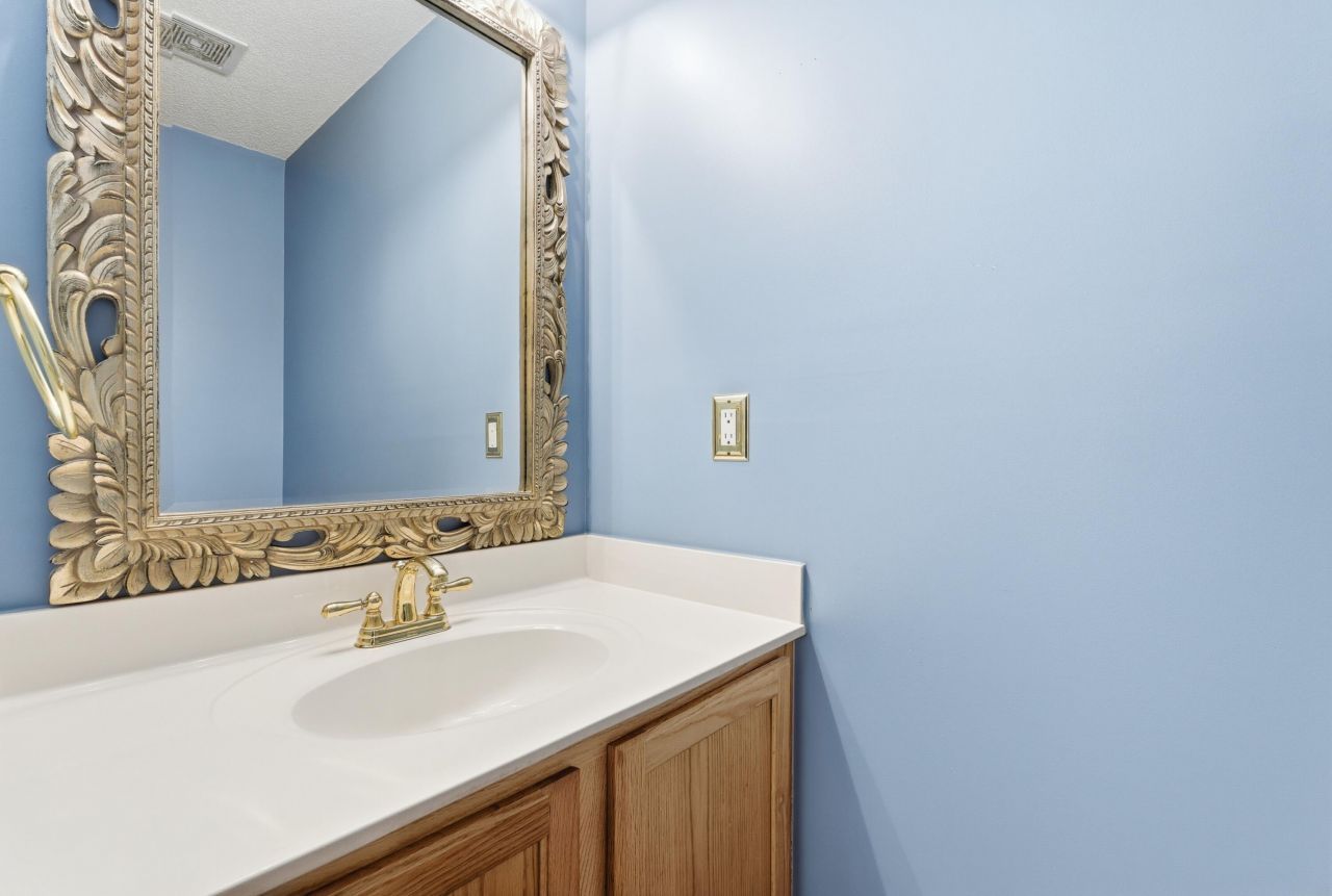 20 Creek Bend Drive Photo 10