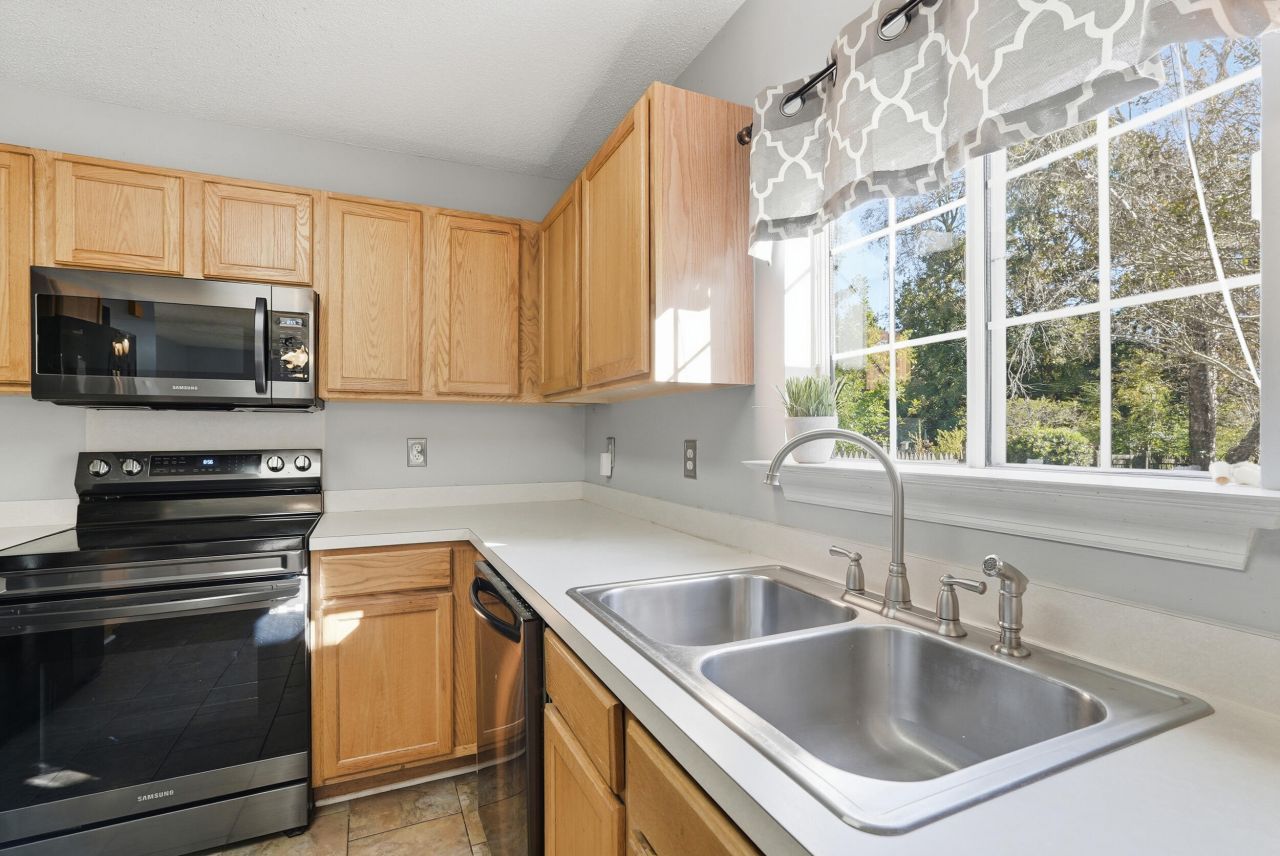 20 Creek Bend Drive Photo 13