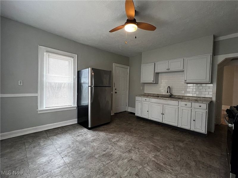 2602 Vega Avenue, Cleveland, OH 44113 Photo 20