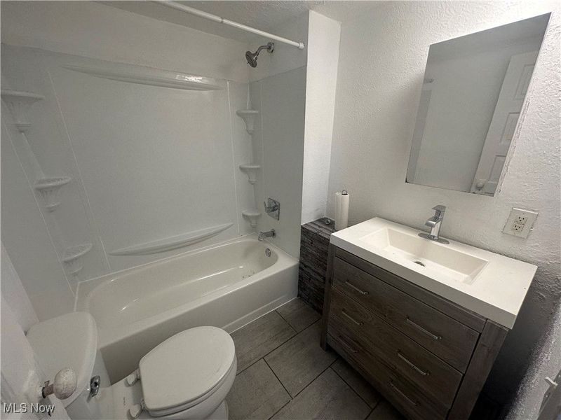 2602 Vega Avenue, Cleveland, OH 44113 Photo 29