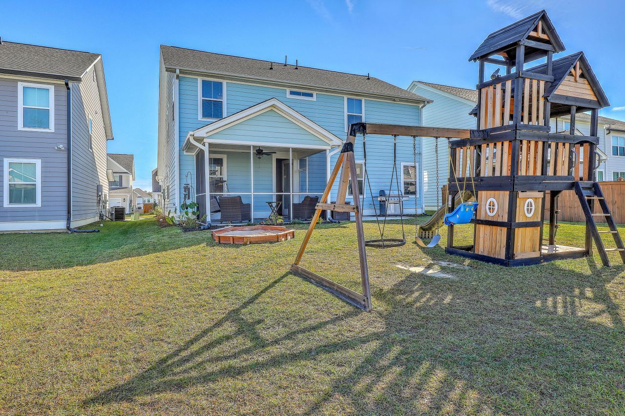 220 Old Grove Avenue Photo 40