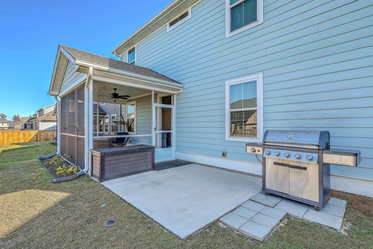 220 Old Grove Avenue Photo 41