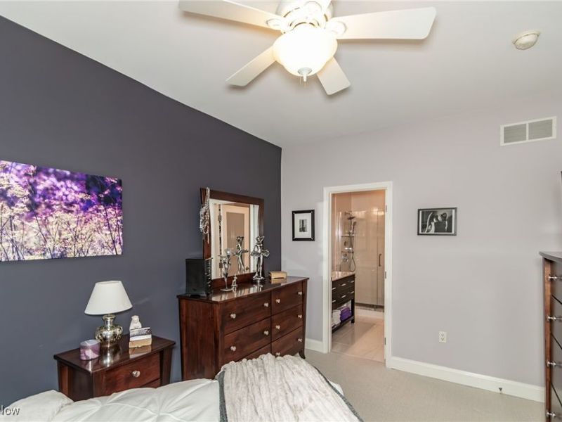 12591 Larchmere Boulevard, Unit W-6, Cleveland, OH 44120 Photo 20