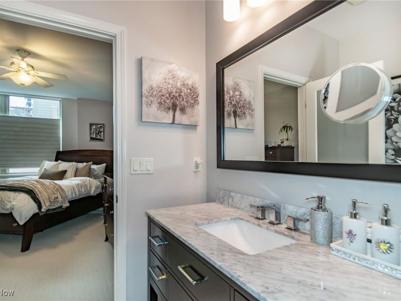 12591 Larchmere Boulevard, Unit W-6, Cleveland, OH 44120 Photo 28