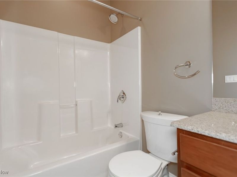 12591 Larchmere Boulevard, Unit W-6, Cleveland, OH 44120 Photo 38