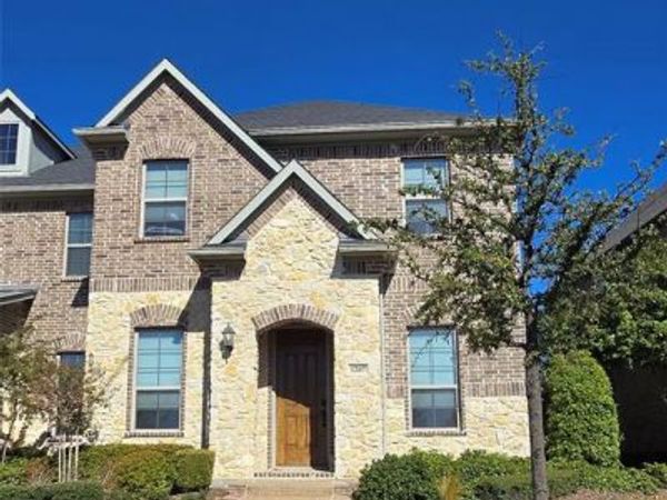 1207 Birds Fort Trail, Arlington, TX 76005