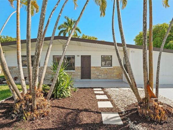 5619 NEW YORK AVENUE, SARASOTA, FL 34231