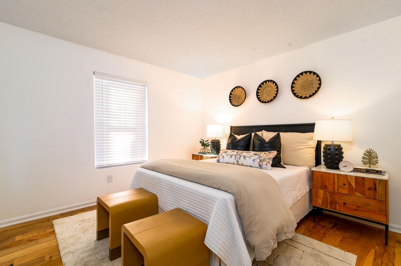 1402 Camp Road Photo 8