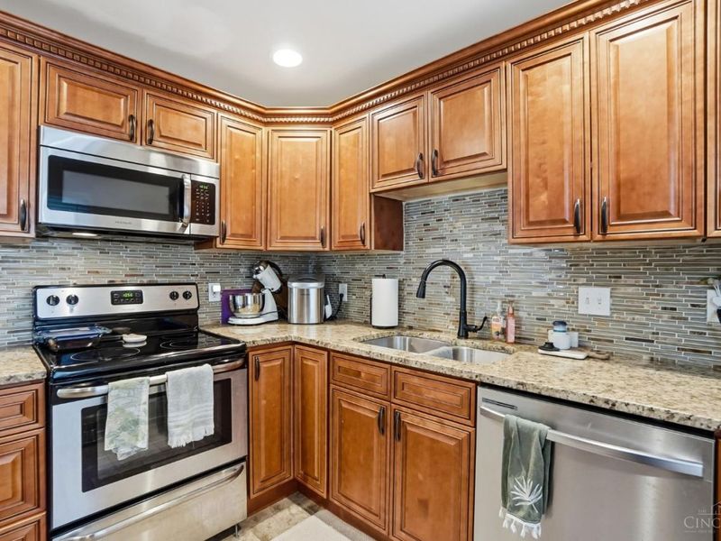 3551 Harrow Avenue, Cincinnati, OH 45209 Photo 12