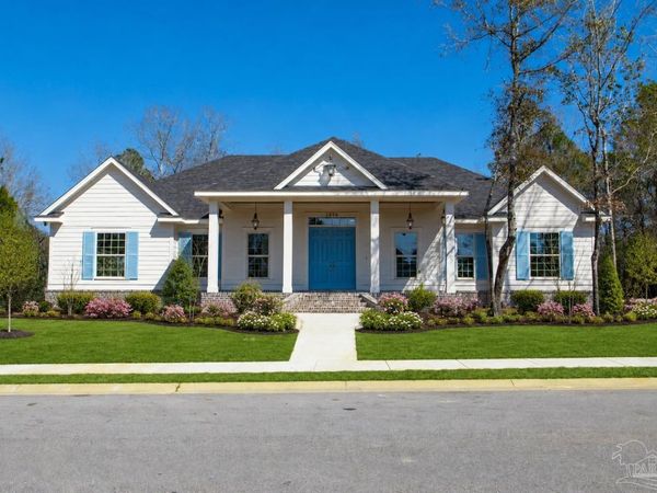 2856 Longleaf Mill St, Cantonment, FL 32533