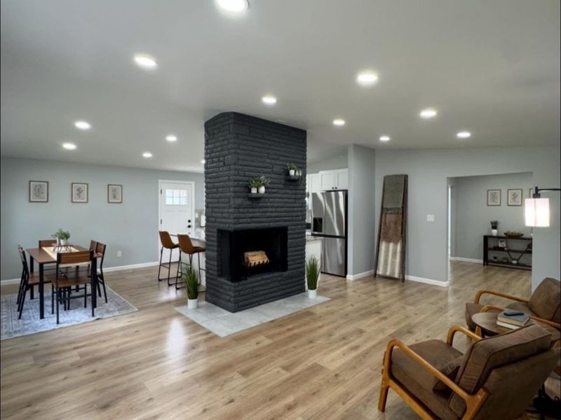 2413 Edgevale Road, Columbus, OH 43221 Photo 2