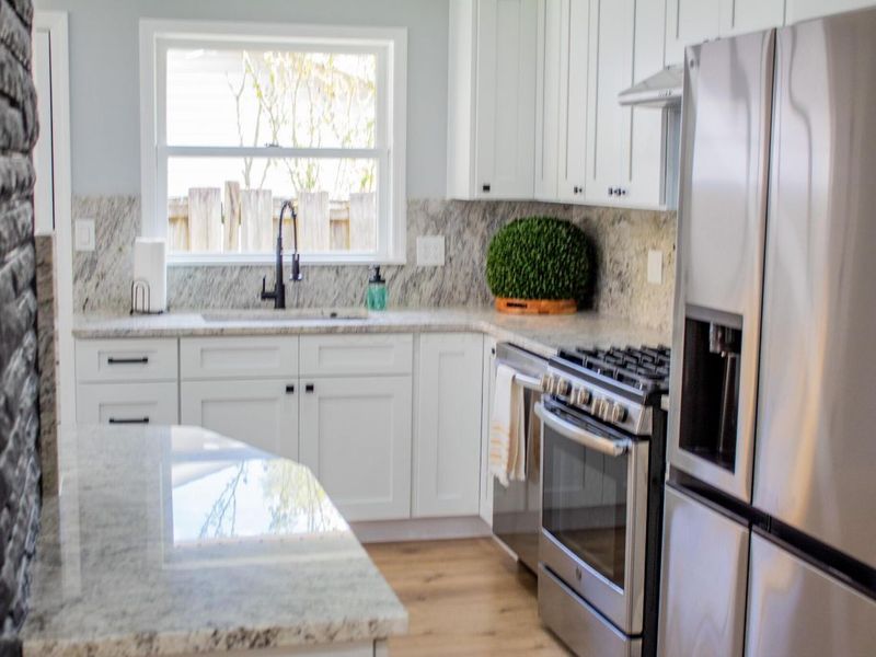 2413 Edgevale Road, Columbus, OH 43221 Photo 4