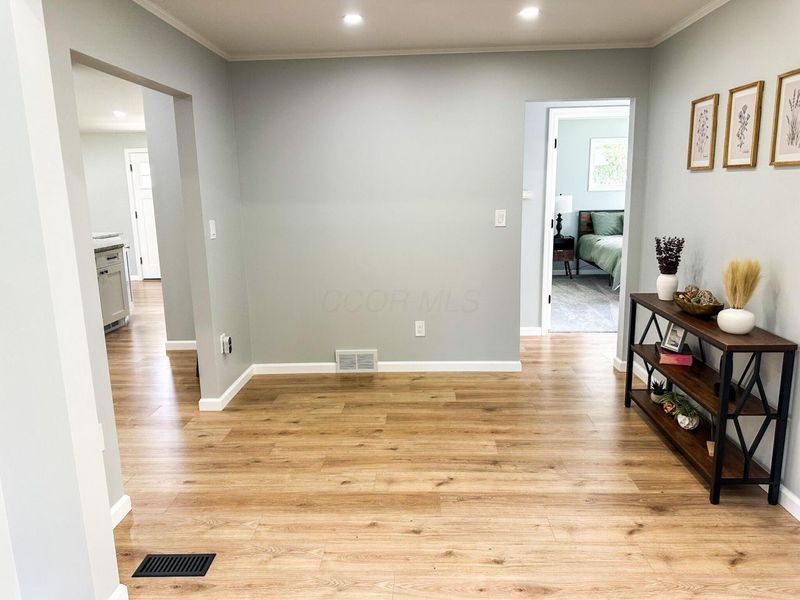 2413 Edgevale Road, Columbus, OH 43221 Photo 8