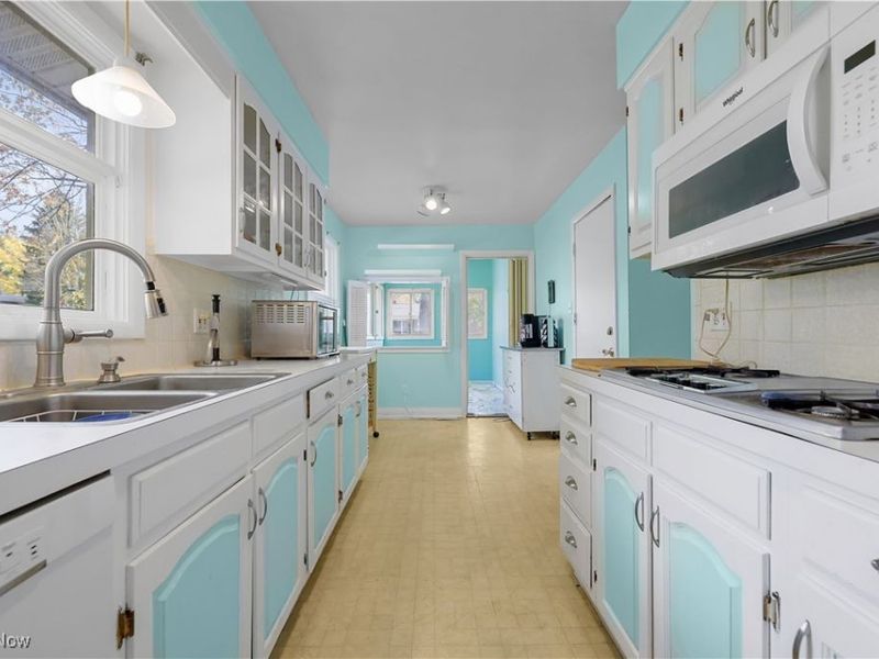 3081 Bancroft Road, Fairlawn, OH 44333 Photo 13