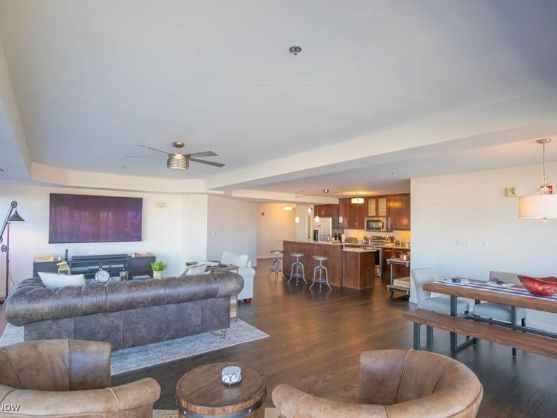 701 W Lakeside Avenue, Unit 501, Cleveland, OH 44113 Photo 3