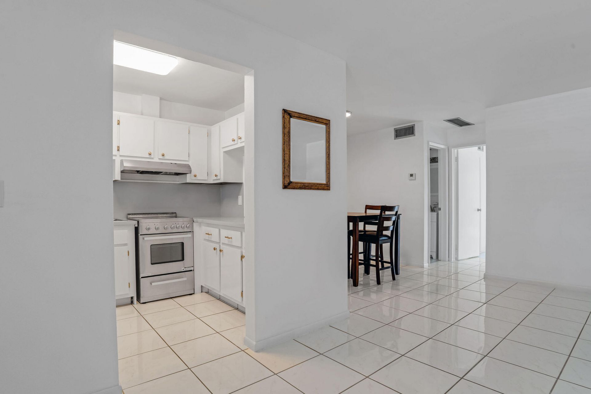 2050 NE 39th Street, Unit E307, Lighthouse Point, FL 33064 Photo