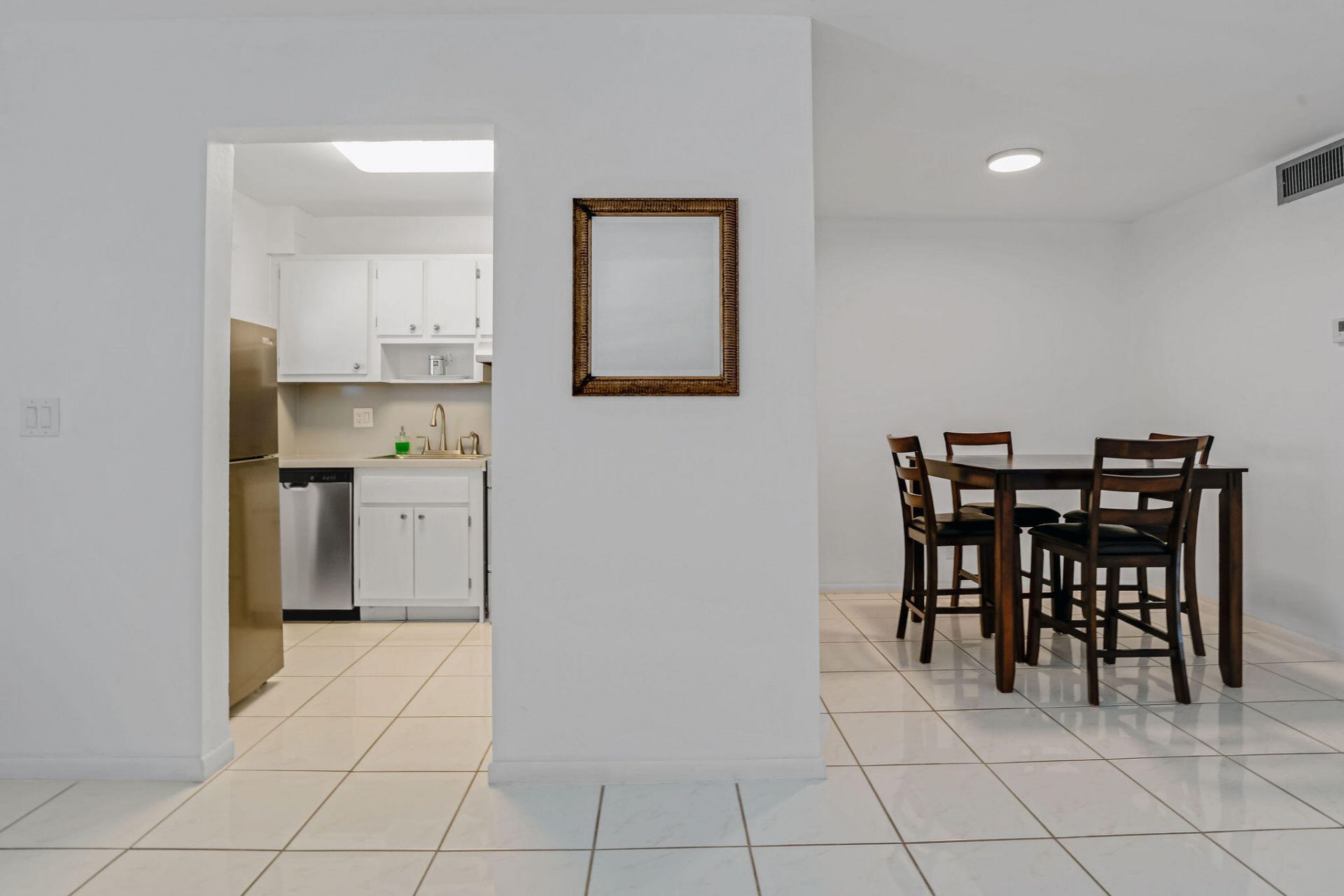 2050 NE 39th Street, Unit E307, Lighthouse Point, FL 33064 Photo