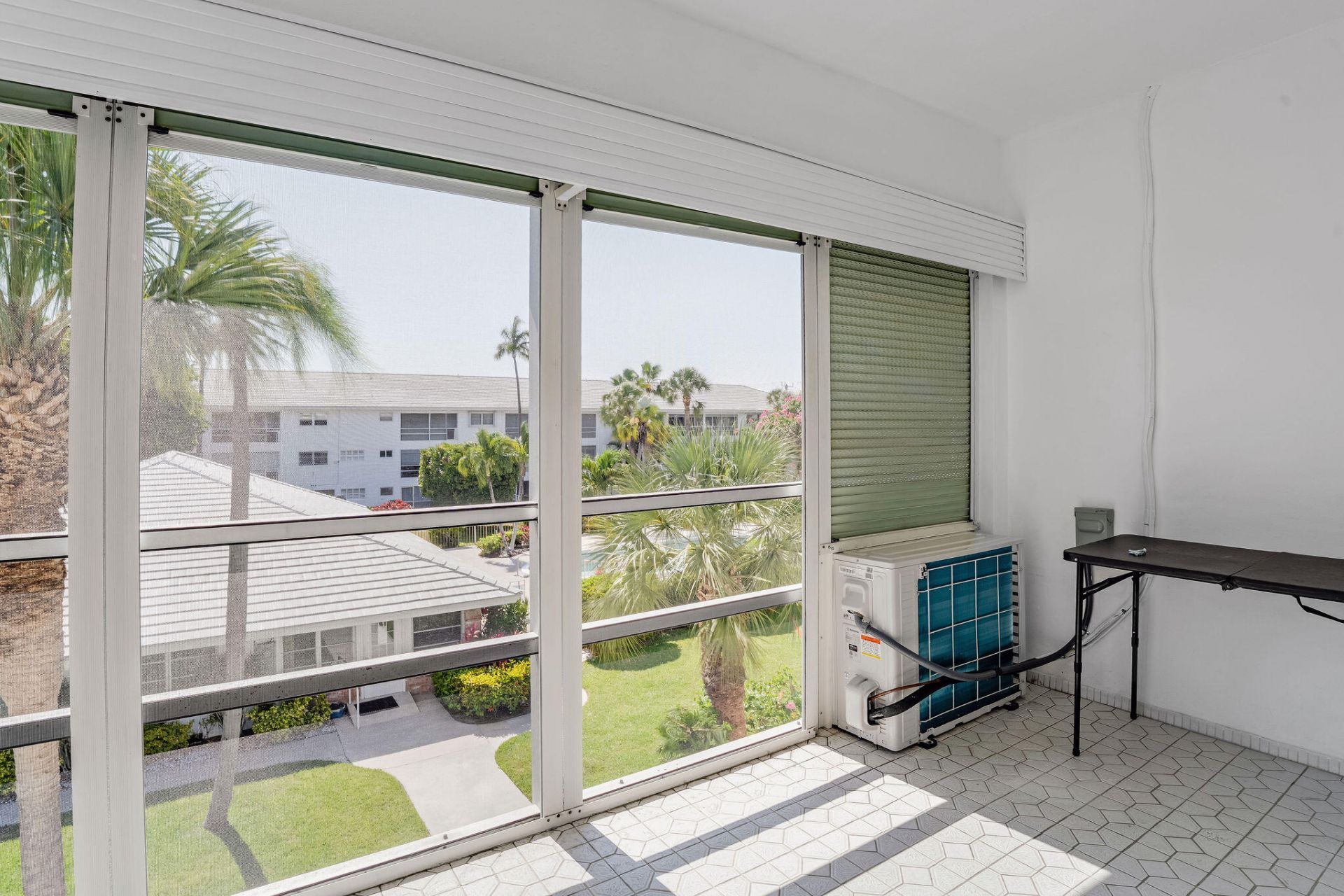 2050 NE 39th Street, Unit E307, Lighthouse Point, FL 33064 Photo