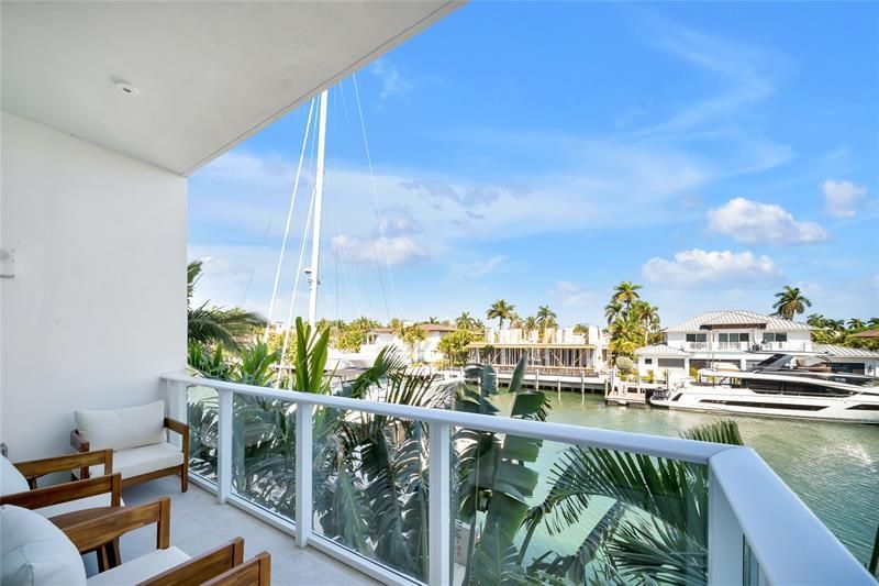 2311 SE 17th Street, Unit 202, Fort Lauderdale, FL 33316 Photo