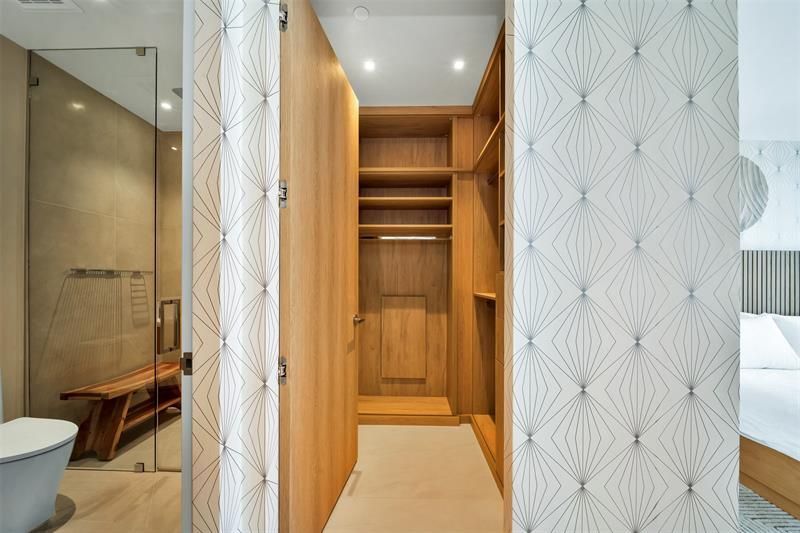 2311 SE 17th Street, Unit 202, Fort Lauderdale, FL 33316 Photo