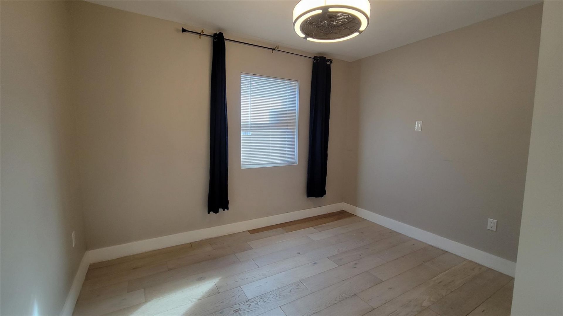 512 NW 15th Terrace, Fort Lauderdale, FL 33311 Photo