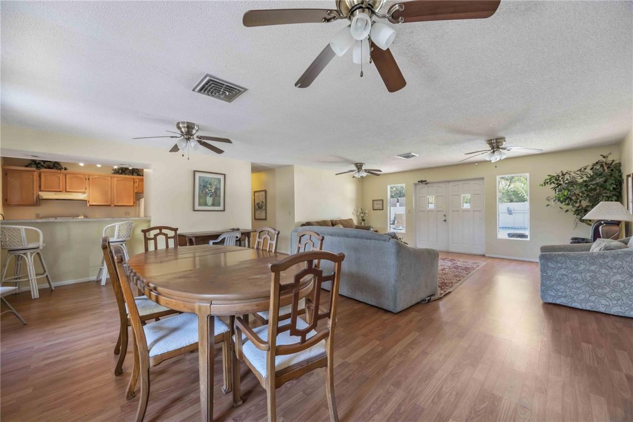 4885 Rilma Avenue, Unit 131, Sarasota, FL 34234 Photo