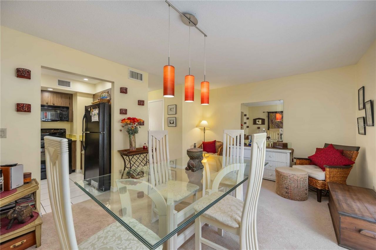 4885 Rilma Avenue, Unit 131, Sarasota, FL 34234 Photo