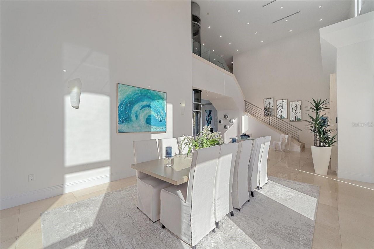 4136 Roberts Point Circle, Sarasota, FL 34242 Photo