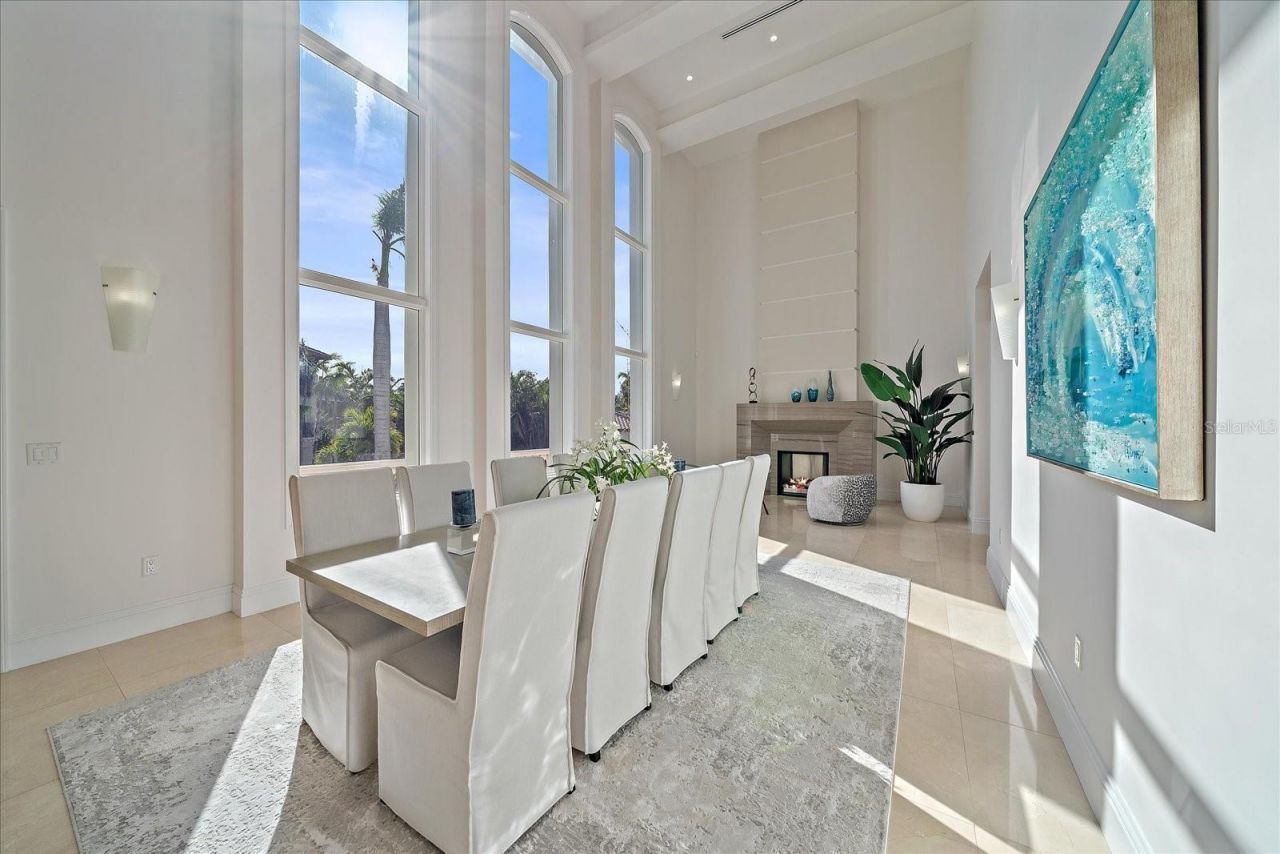 4136 Roberts Point Circle, Sarasota, FL 34242 Photo